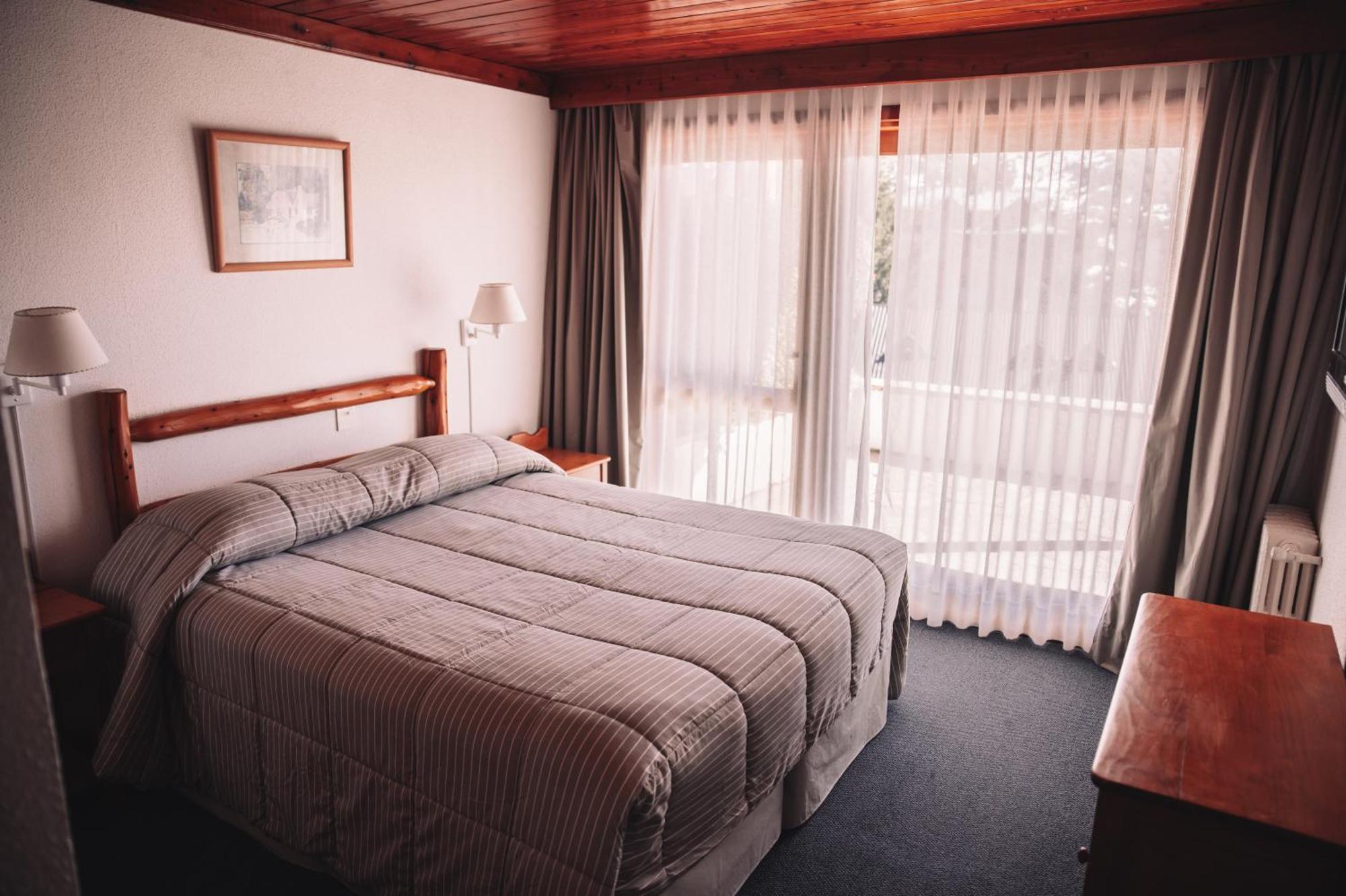 Hotel Catedral Ski & Wellness San Carlos de Bariloche Exterior photo