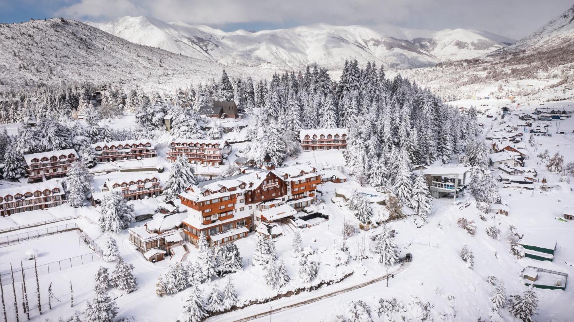 Hotel Catedral Ski & Wellness San Carlos de Bariloche Exterior photo