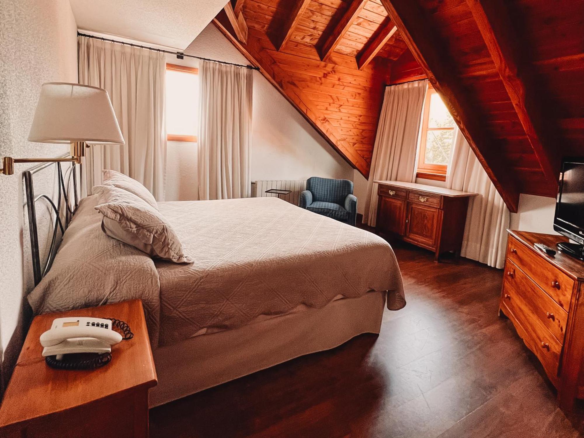 Hotel Catedral Ski & Wellness San Carlos de Bariloche Exterior photo